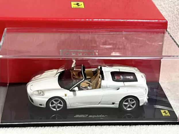 Kyosho Ferrari 360 Modena Spider 2000 Con Aperture With Openings 1:43 05032W