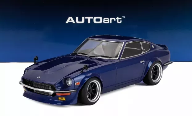 AUTOart Nissan Fairlady Z s30 Wangan Midnight Akuma No Z comic 1 Version 1990 1:18 77453