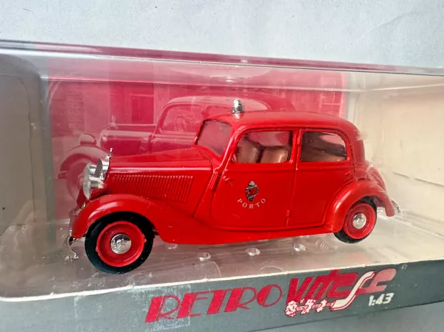 Vitesse Mercedes 170 V 1936 1950 Pompiers 1:43 161