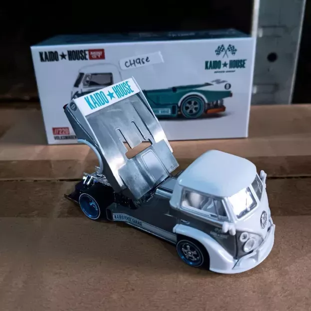 Mini GT Volkswagen T1 Pick-up Kaido Works V1 1972 1:64 KHMG220