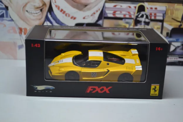Hot Wheels Ferrari Fxx N 22 2005 1:43 N5612