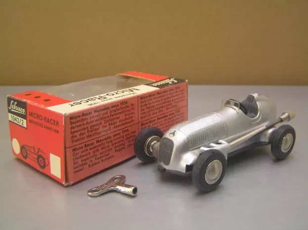 Schuco Mercedes F1 Micro-racer 1936 1:40 1043 2