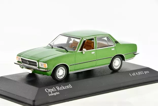 Minichamps Opel Rekord D 4-door 1975 1:43 400044000