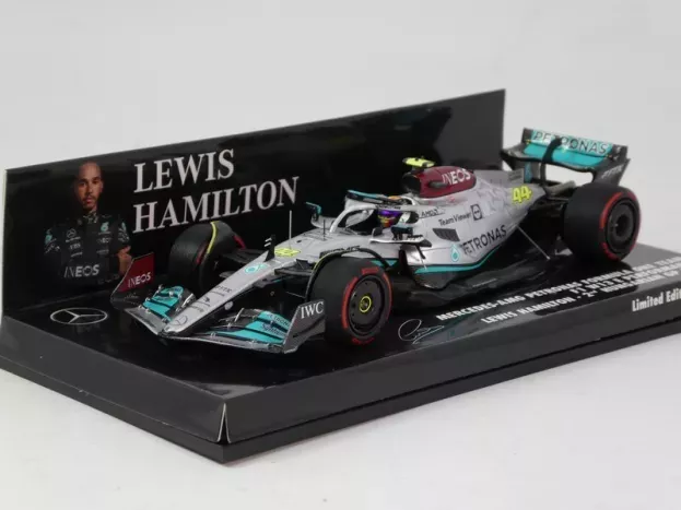 Minichamps Mercedes F1 W13e Team Mercedes-amg Petronas F1 N 44 2nd Hungarian Gp 2022 Lewis Hamilton 1:43 417221344