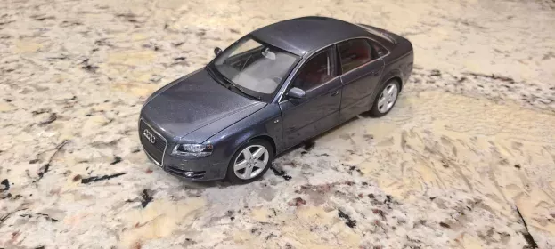 Minichamps Audi A4 2005 1:18 100014400