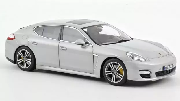 Norev Porsche Panamera Turbo 2009 1:18 187609