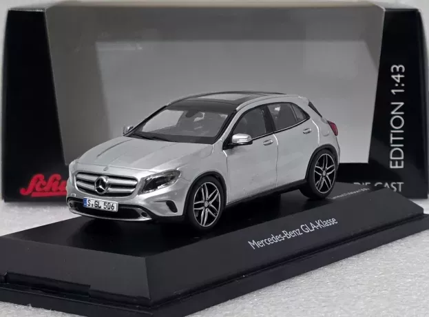 Schuco Mercedes Gla-class x156 2013 1:43 7557