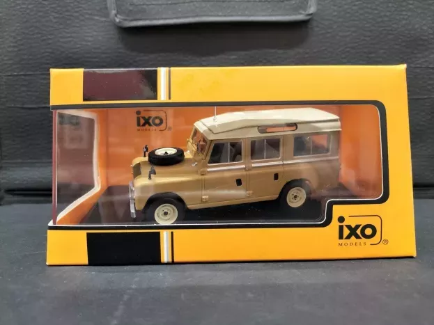 IXO Models Land Rover Land 109 Ii Series Station Wagon 1958 1:43 CLC376N