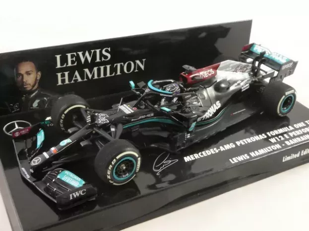 Minichamps Mercedes F1 W12 Mercedes M12 Eq Power+ Team Amg Petronas Motorsport Formula One N 44 Winner Bahrain Gp 2021 Lewis Hamilton 1:43 410210144