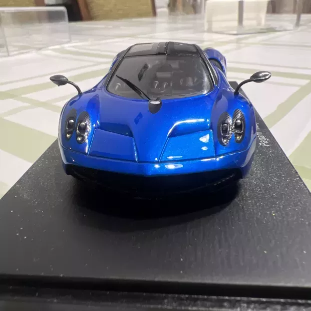 Spark Pagani Huayra 2012 1:43 S3561