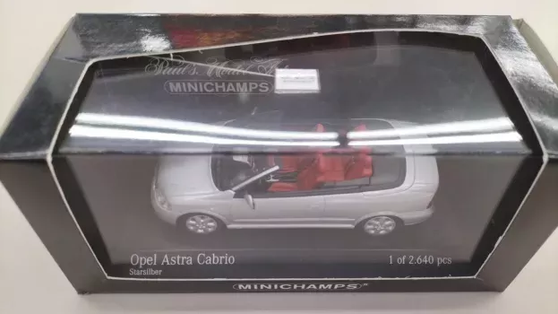 Schuco Opel Astra Station Wagon 2002 1:43 ASTRA
