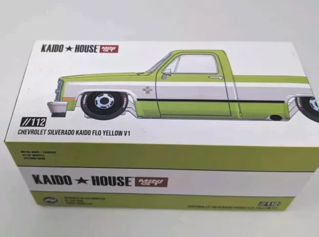 Mini-GT Chevrolet Silverado Pick-up Kaido House 1980 1:64 KHMG112