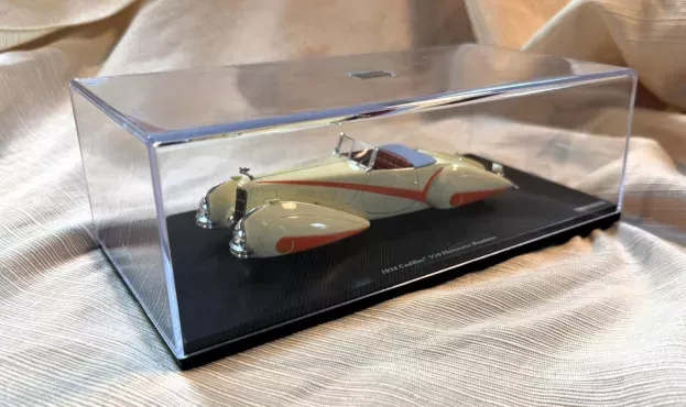 Truescale Cadillac V16 Hartmann Roadster 1934 1:43 TSM144357