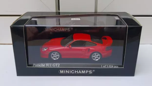 Minichamps Porsche 911 996 Gt2 2001 1:43 430060120