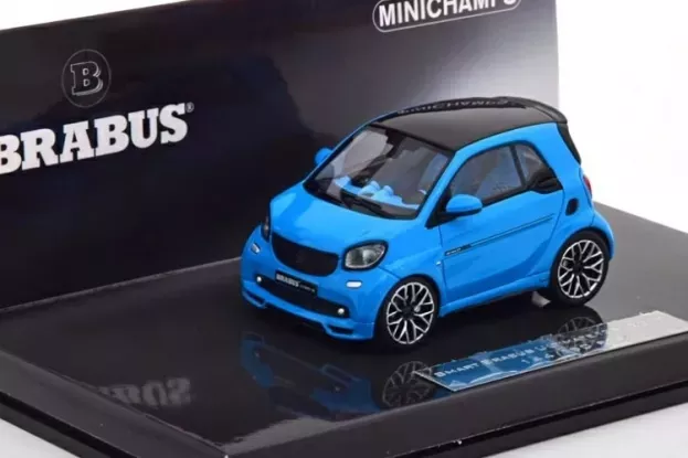 Minichamps Smart Brabus Ultimate 120 2015 1:43 437036201