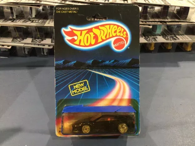 Hot Wheels Ferrari Testarossa 1984 1:55 1897