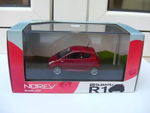 Norev Subaru R1 1:43 800060