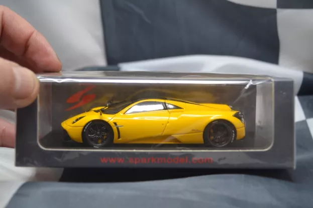 Spark Pagani Huayra 2012 1:43 S3564