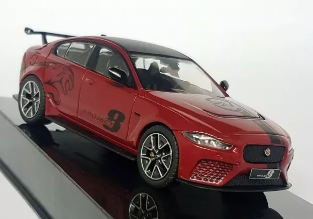IXO Models Jaguar Xe Sv Project 8 2017 1:43 MOC300