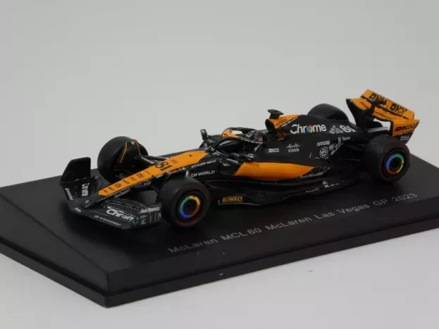 Spark Mclaren F1 Mcl60 Team Mclaren N 81 Las Vegas Gp 2023 Oscar Piastri 1:64 Y361