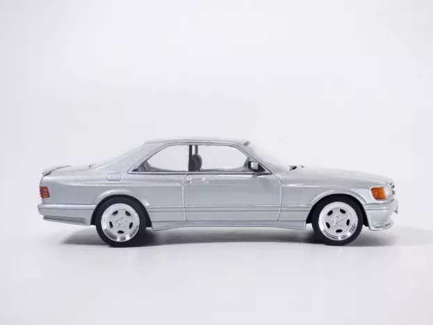 Solido Mercedes S-class 560sec Amg c126 Wide Body 1990 1:43 4310903