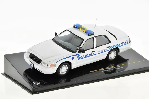 IXO Models Ford Crown Usa Police Darlington County Sheriff 1:43 MOC074