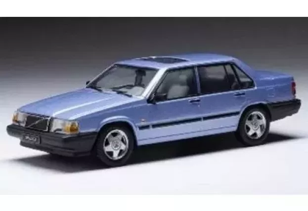 IXO Models Volvo 940 Turbo 1990 1:43 CLC411N