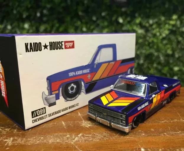 Mini-GT Chevrolet Silverado Pick-up Kaido House Works V2 1980 1:64 KHMG099