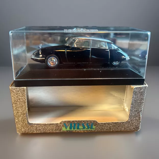Vitesse Citroen Ds 19 1957 1:43 691