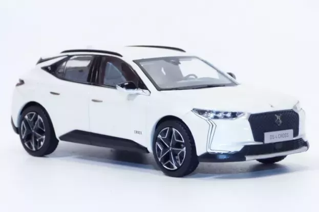 Norev Ds Automobiles Ds4 Cross 2021 1:43 170045