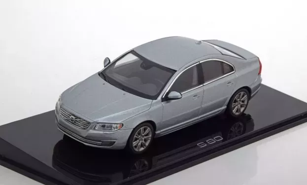 Norev Volvo S80 2013 1:43 2300349-802