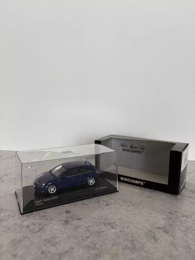 Minichamps Opel Astra 2005 1:43 ASTRA