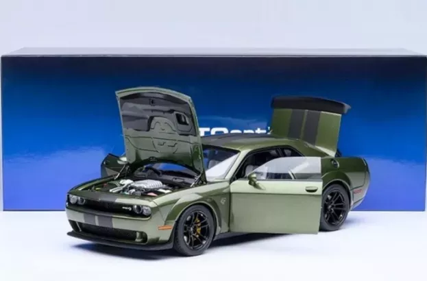 AUTOart Dodge Challenger Srt Jailbreak Coupe 2022 1:18 71761