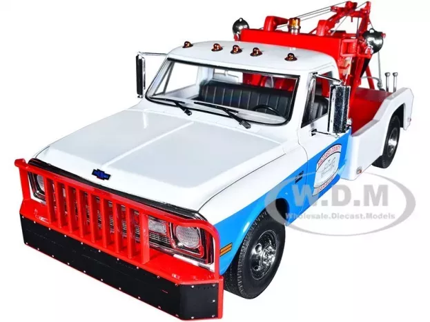 Greenlight Chevrolet C-30 Pick-up Carro Attrezzi Wrecker Road Service 1969 1:18 13622