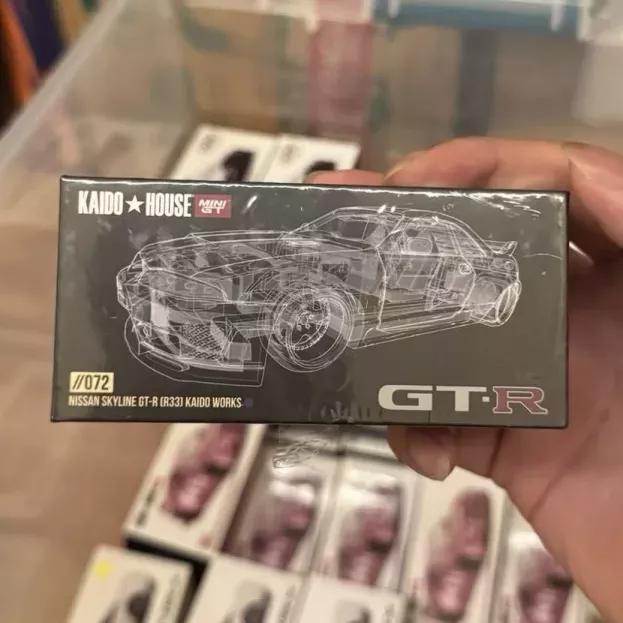 Mini-GT Nissan Skyline Gt-r r33 Kaido Works Coupe 2007 1:64 KHMG072