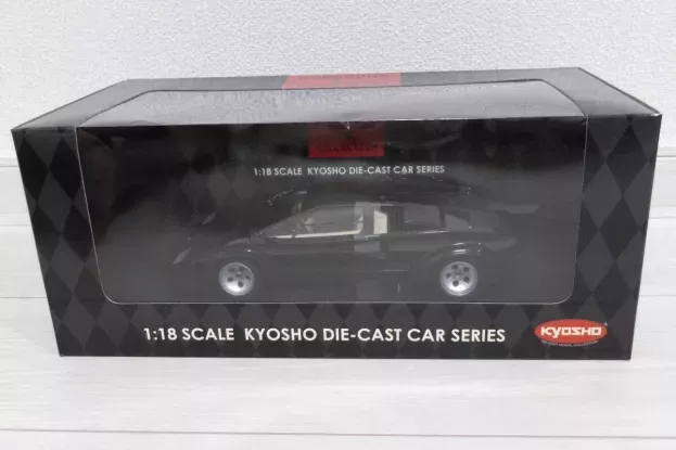 Kyosho Lamborghini Countach Lp5000s 1982 1:18 08322K