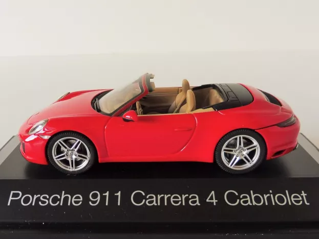 Herpa Porsche 911 991-2 Carrera 4 Cabriolet 2016 1:43 71109