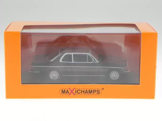 Minichamps Mercedes E-class 230ce w123 Coupe 1976 1:43 940032221