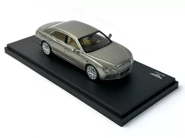 Kyosho Bentley Flying Spur W12 2013 1:43 BL1051