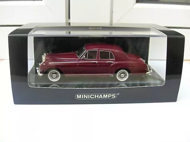 Minichamps Bentley S1 Continental Flying Spur 1955 1:43 436139550