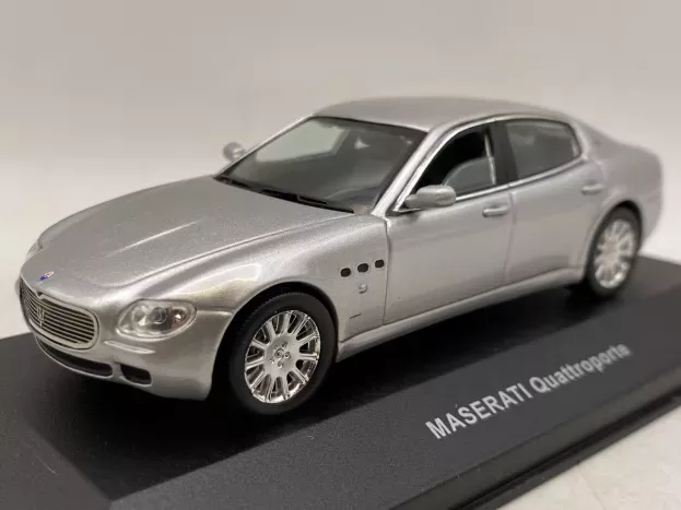 IXO Models Maserati Quattroporte 1:43 MOC037