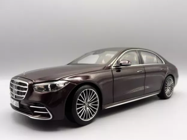 Norev Mercedes S-class Amg Line 2021 1:18 183804