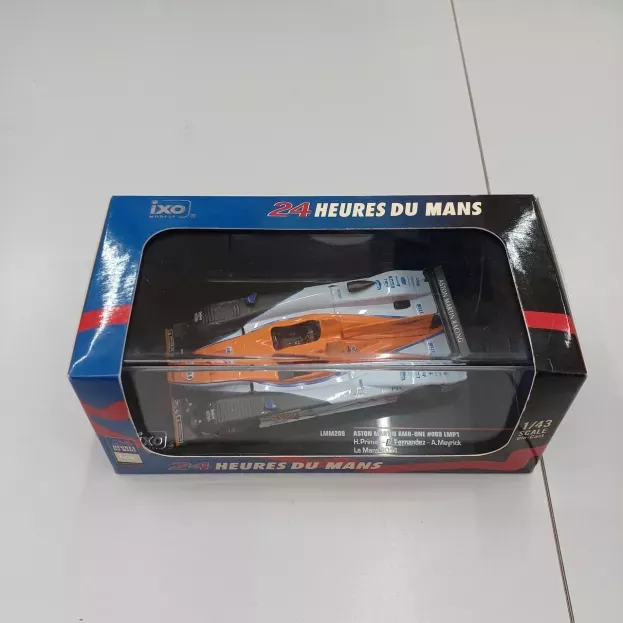 IXO Models Aston Martin Amr-one N 009 25th 24h Le Mans 2011 A.hernandez H.primat A.meyrick 1:43 LMM209