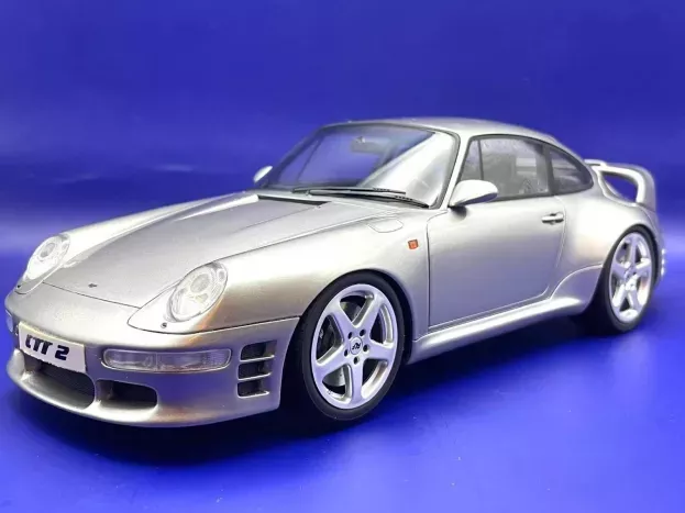 GT Spirit Porsche 911 993 Ruf Ctr2 Coupe 2-door 1996 1:18 GT080