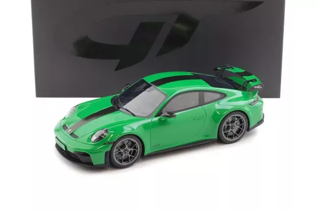 GT Spirit Porsche 911 992-2 Gt3 Coupe 2025 1:18 GT576