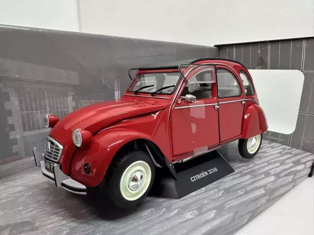 Solido Citroen 2cv6 1982 1:18 1805016