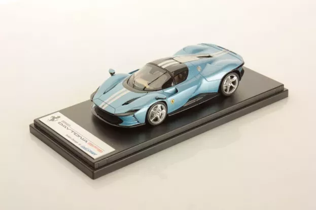 Looksmart Ferrari Daytona Sp3 Closed Roof 2022 1:43 LS535SE