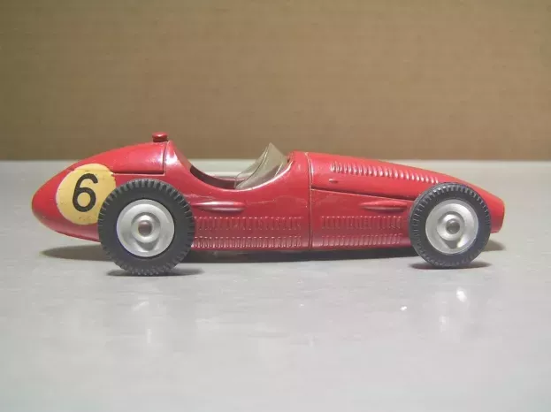 Solido Maserati F1 250 1956 With Driver 1:43 102