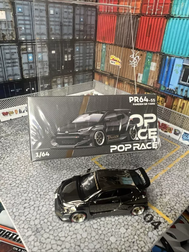 Pop Race Toyota Yaris Gr Pandem 2022 1:64 PR640055