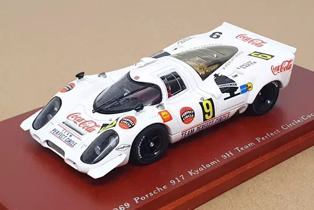 Truescale Porsche 917 Team Perfect Circle Coca-cola N 9 9h Kyalami 1969 Piper Attwood 1:43 TSM114312